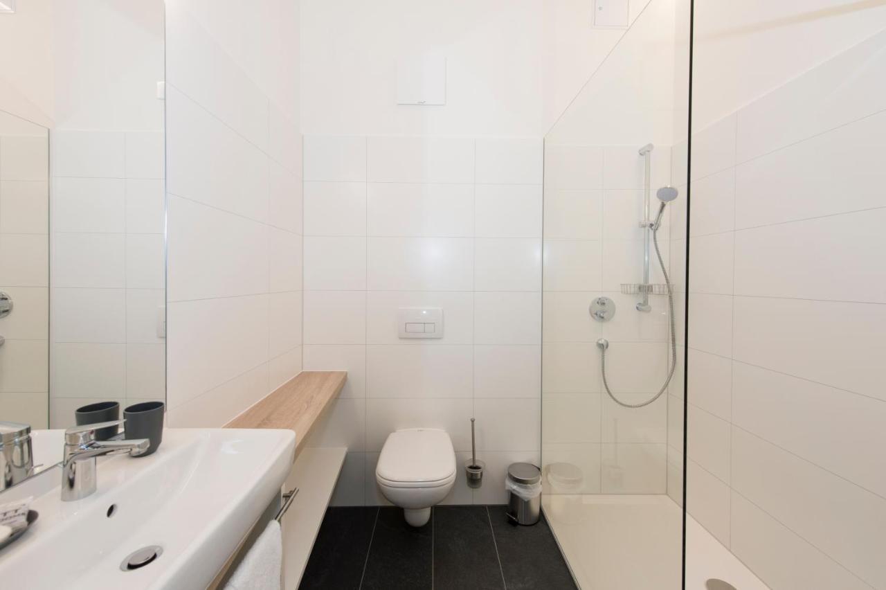 Tt-Rooms - Kontaktlos Mit Self Check-In I Free Parking 格拉茨 外观 照片