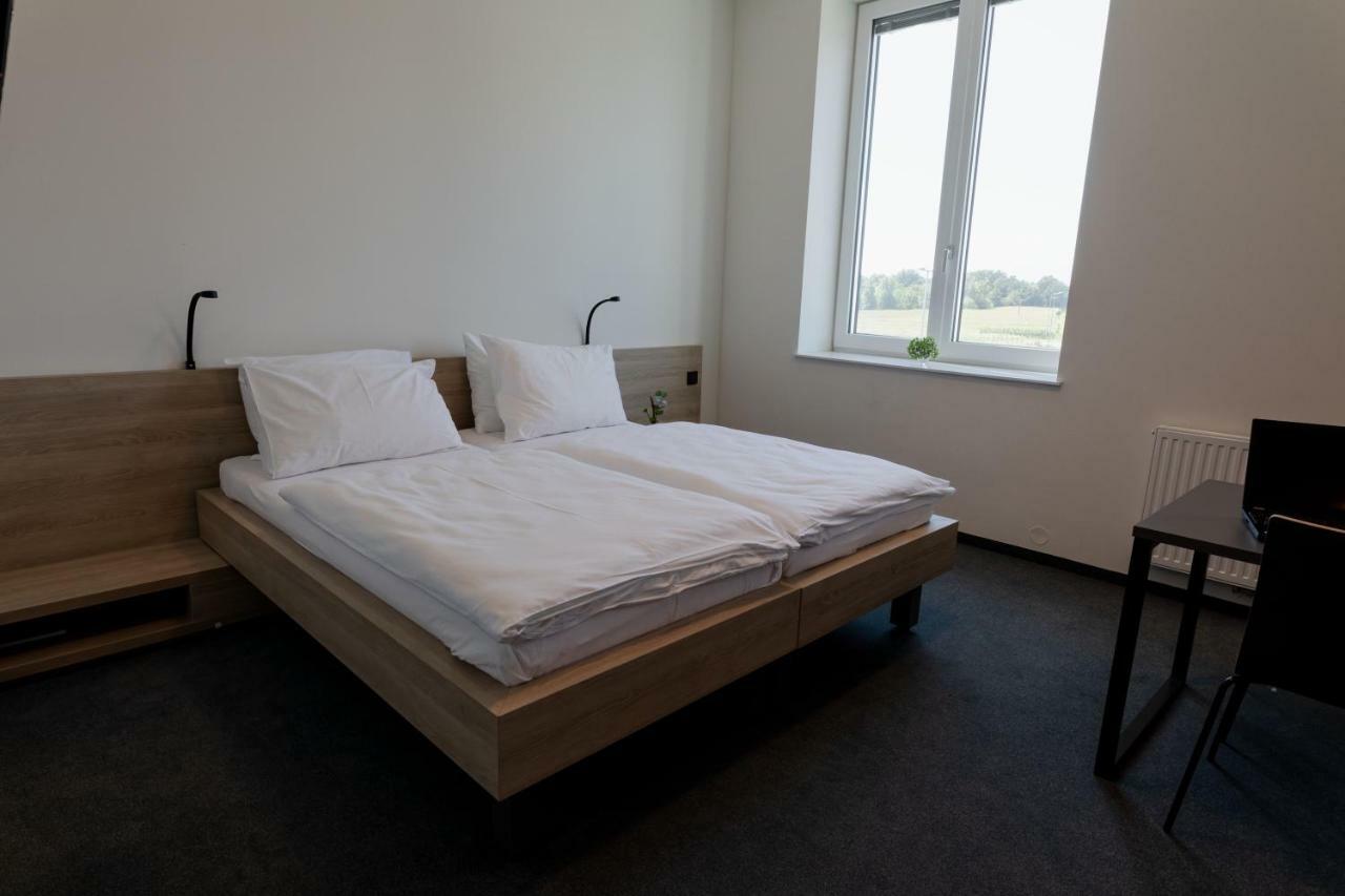 Tt-Rooms - Kontaktlos Mit Self Check-In I Free Parking 格拉茨 外观 照片